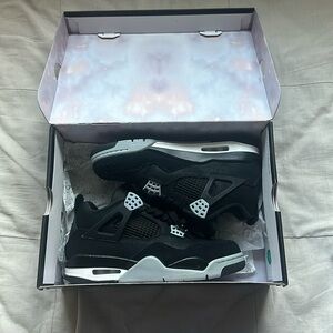 Jordan 4 black canvas
